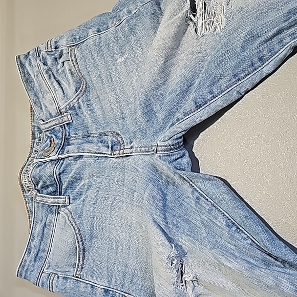 American Eagle 29x31  light wash size 2 jeggings - Picture 5 of 8